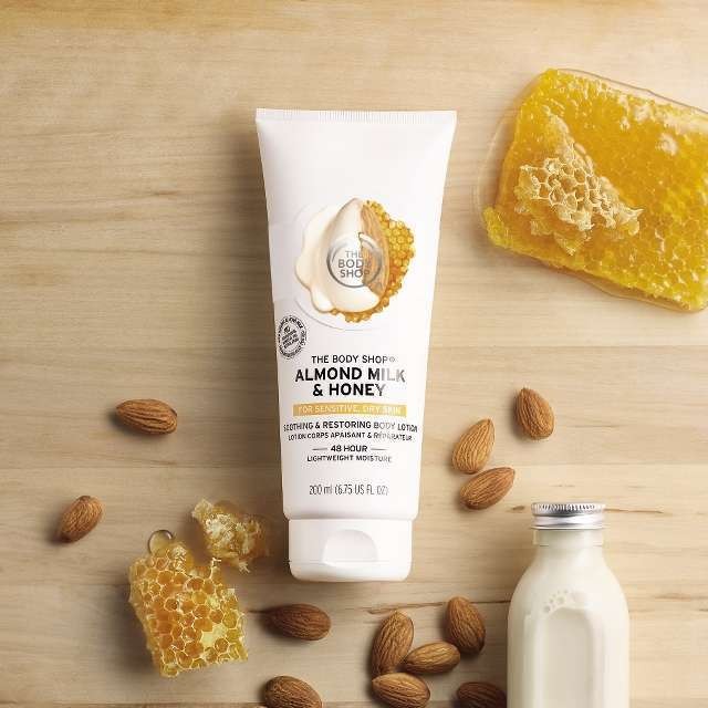 almond-milk-honey-soothing-restoring-body-lotion
